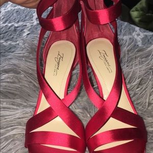 Imagine Vince Camuto size 9.5